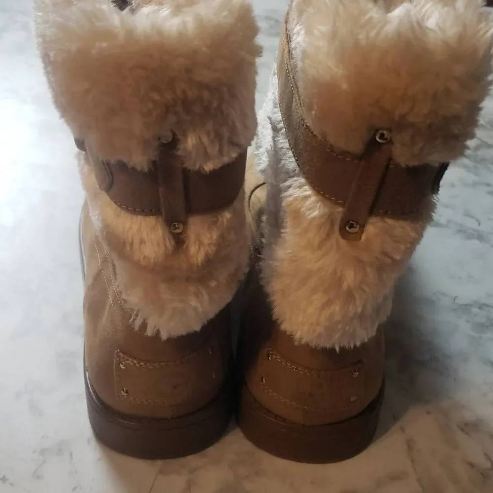 GBG Los Angeles Aussie faux fur-lined 7 1/2